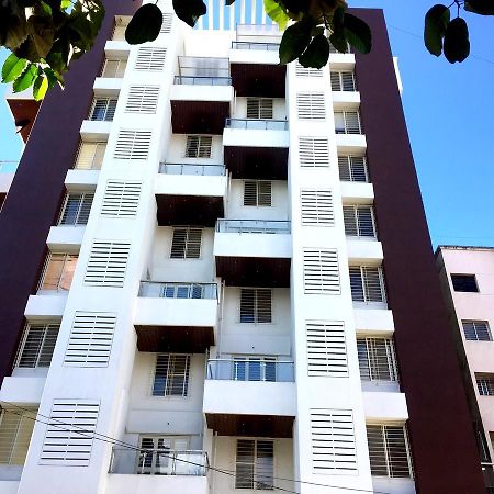 Veridical Hospitality, Baner - Pune Bed and Breakfast Exterior foto