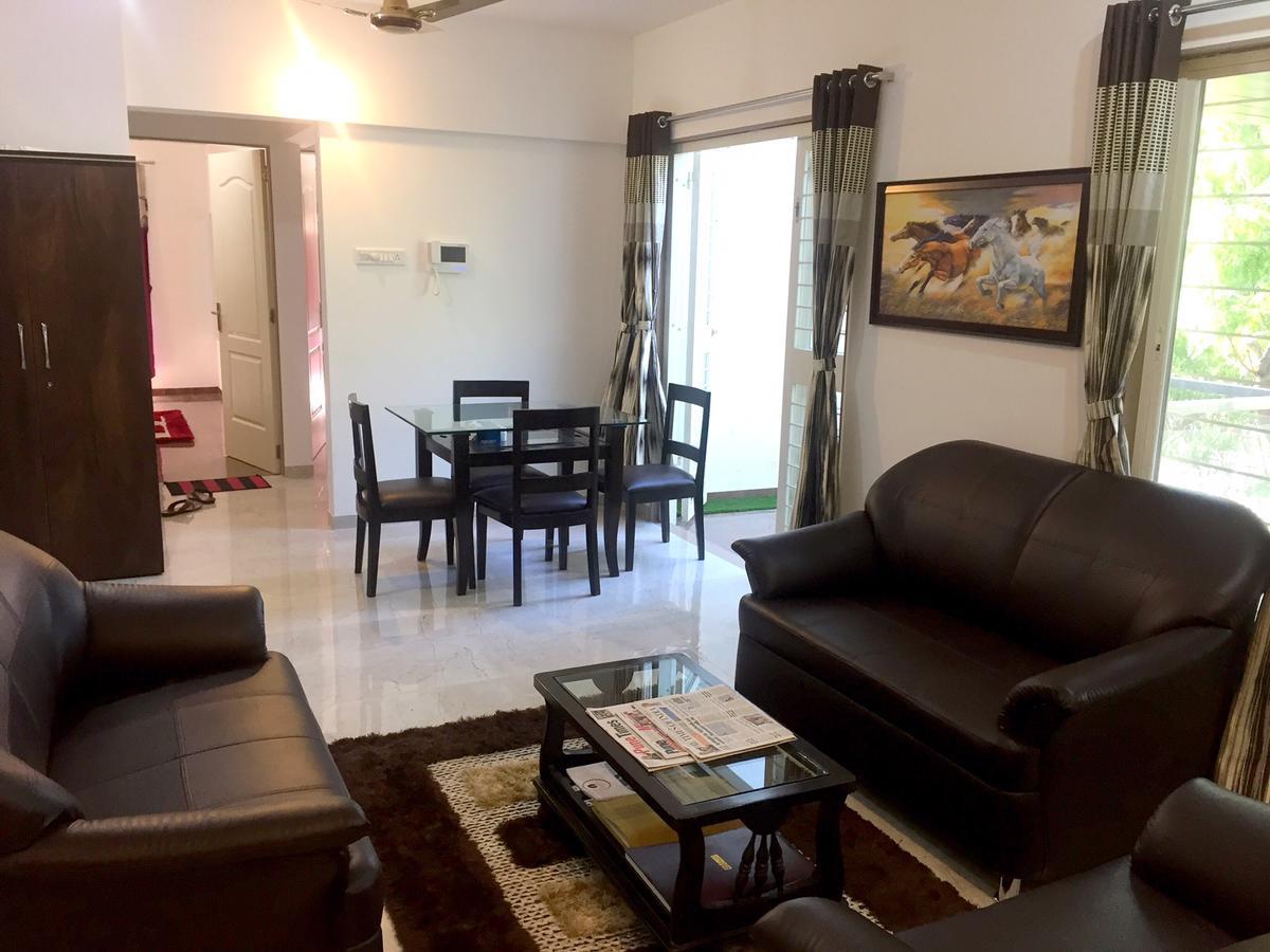 Veridical Hospitality, Baner - Pune Bed and Breakfast Exterior foto