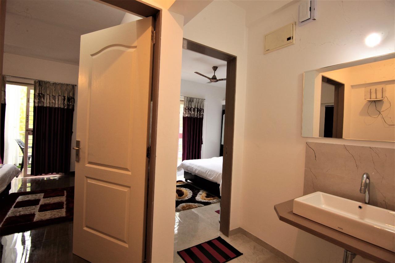 Veridical Hospitality, Baner - Pune Bed and Breakfast Exterior foto